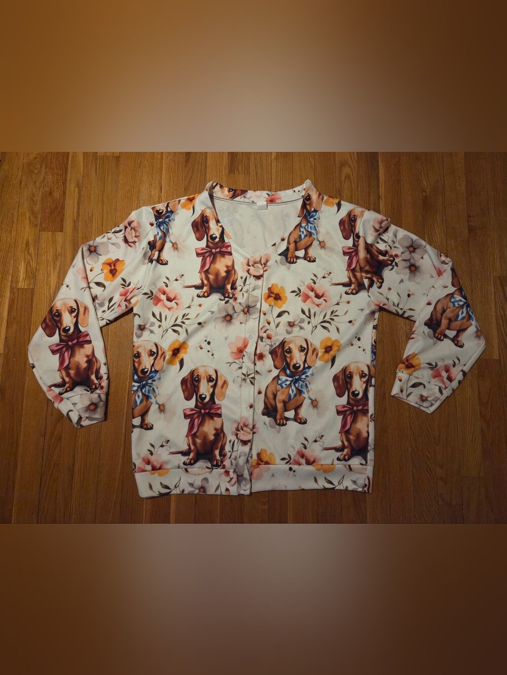 Dachshund Print V-neck Button-front Cardigan Women's 2XL